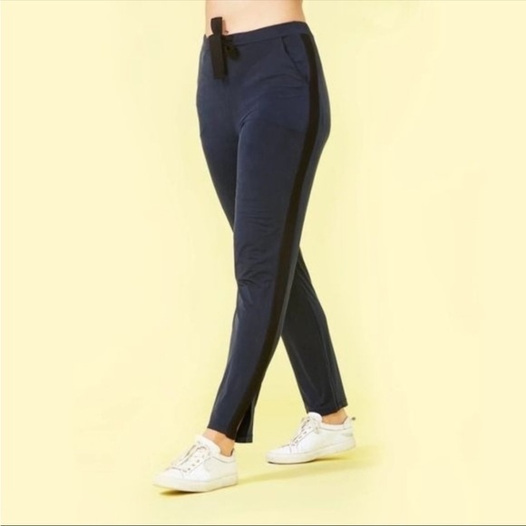 Summersalt The Everywhere Pants - Picture 1 of 8